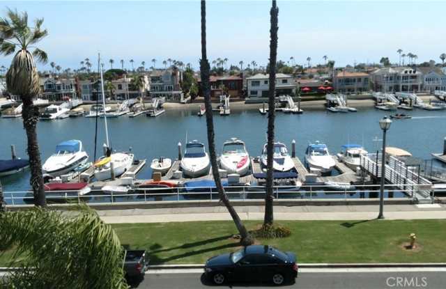 383 Bay Shore Avenue - 383 Bay Shore Avenue, Long Beach, CA 90803