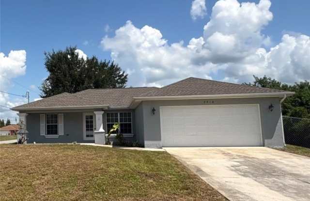 2910 56th Street W Gallery 1