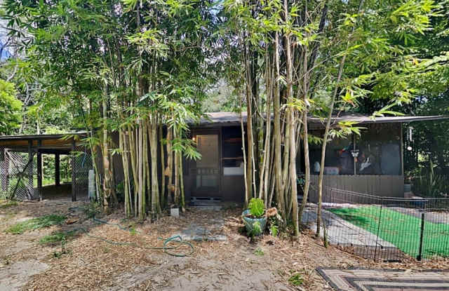 1431 Seminola Blvd photos photos