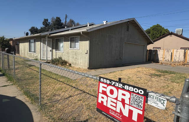 NW Visalia Home with Alley Access Rent Ready! photos photos