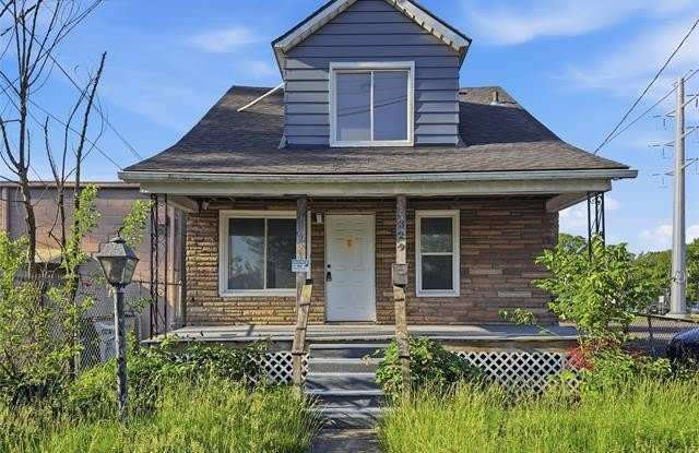329 W Muir Avenue photos photos