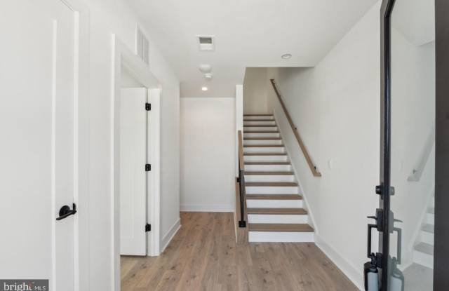 2106 TYSONS RIDGELINE Road Gallery 3
