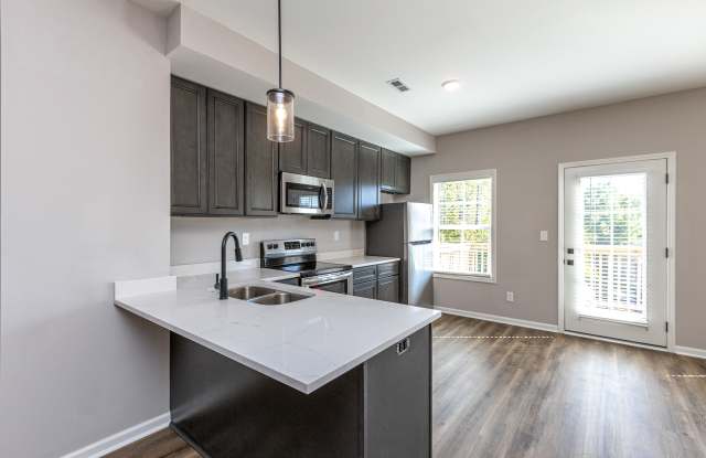 502 South Main Street - 1 photos photos