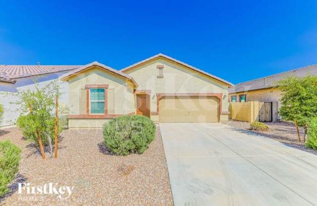 318 West Mammoth Cave Drive - 318 West Mammoth Cave Drive, Pinal County, AZ 85140