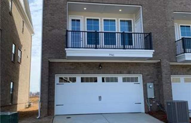 7941 Reunion Row Drive Gallery 2