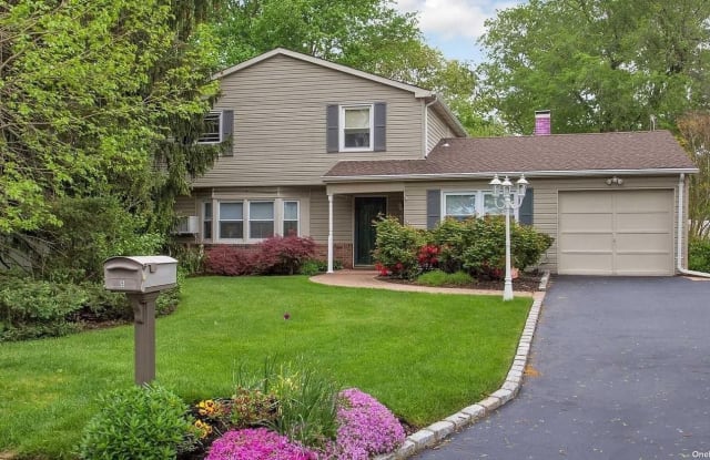 5 Hopewell Drive - 5 Hopewell Drive, Stony Brook, NY 11790