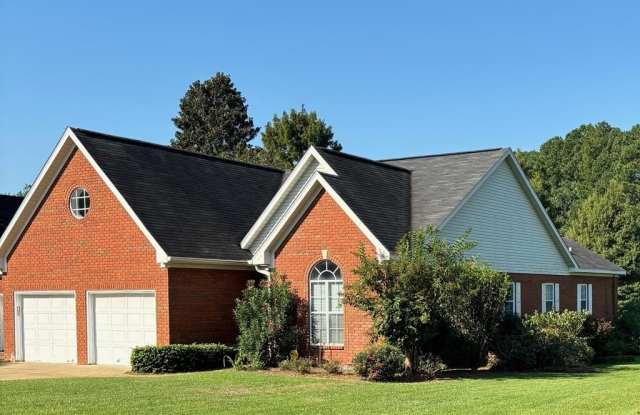 109 Muirfield Ln. - 109 Muirfield Lane, Dothan, AL 36305