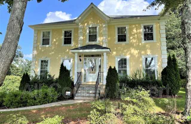 2470 Valentines Court photos photos