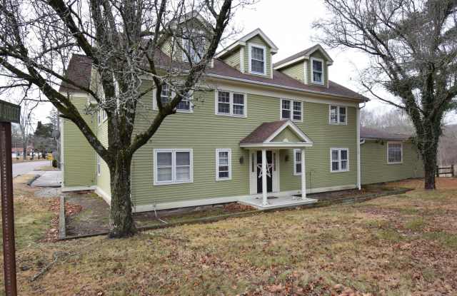 159 Main Street - 159 Main Street, Chester Center, CT 06412