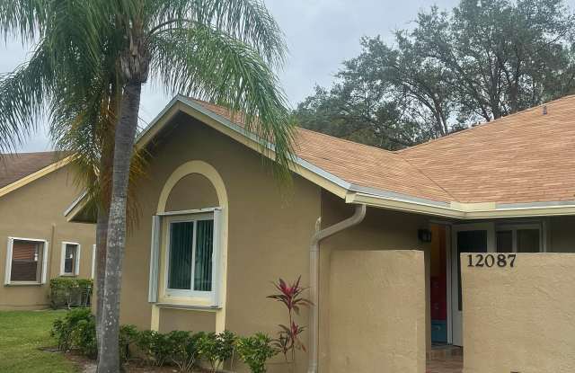 12087 NW 44th Street photos photos