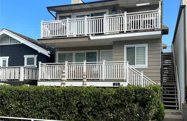 125 10th Street - 125 10th Street, Manhattan Beach, CA 90266