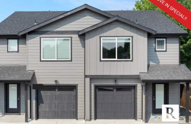 Gorgeous! 3 Bedroom Townhome in Eagle Point photos photos