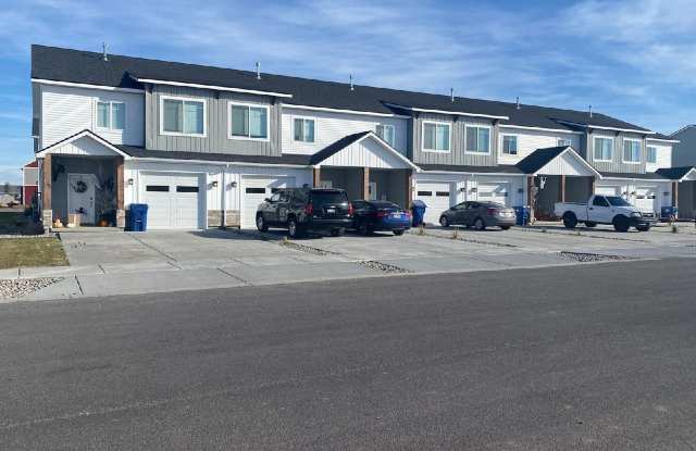Huckleberry Townhomes photos photos
