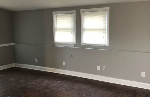 Halethorpe - 4 Bedrooms and 3 baths Available! Gallery 4
