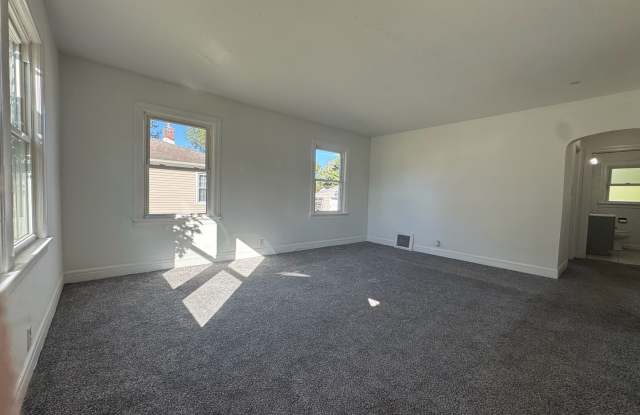 Home for Rent – $1,200/Month Gallery 4