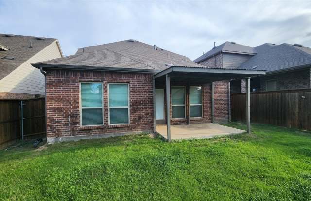 3904 Oak Creek Circle Gallery 2