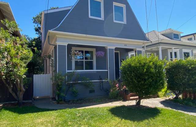 Spacious, Quiet N. Berk. House w/ a Large Private Backyard photos photos