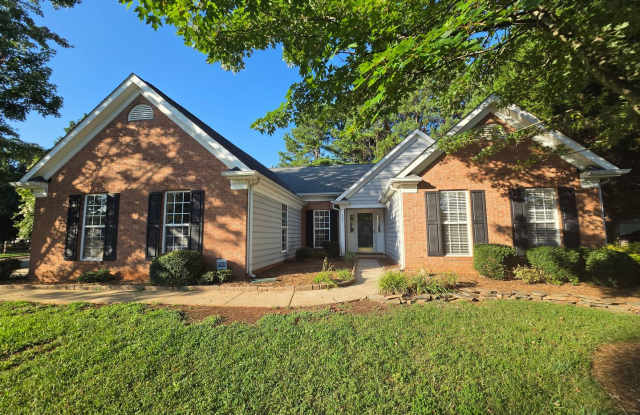 Spacious 4 Bedroom/2 Bath Ranch Home on Corner Lot in Wyndham Shores - 2 Car Garage - Fireplace - 2 Community Pools - Community Boat Launch photos photos Spacious 4 Bedroom/2 Bath Ranch Home on Corner Lot in Wyndham Shores - 2 Car Garage - Fireplace - 2 Community Pools - Community Boat Launch photos photos