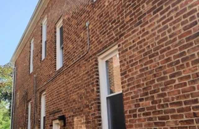486 Irvington Ave Gallery 3