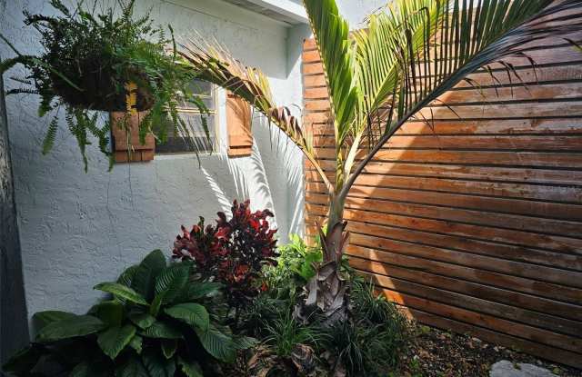 6147 43RD Street W Gallery 4