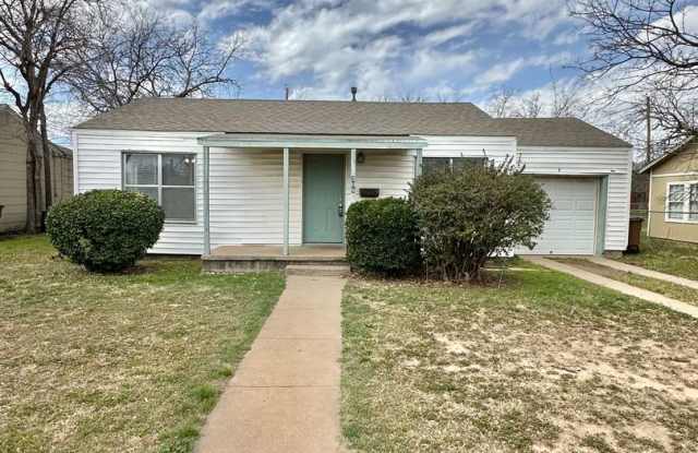 Coming Soon... Centrally Located 2-Bedroom Home - 309 North Milton Street, San Angelo, TX 76901