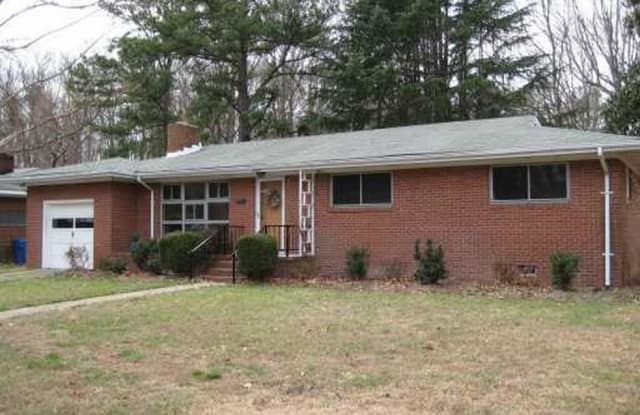 1029 Fairlawn Avenue - 1029 Fairlawn Avenue, Virginia Beach, VA 23455