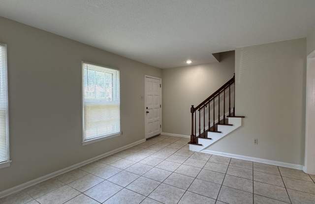 5659 HINTON Pl Gallery 3