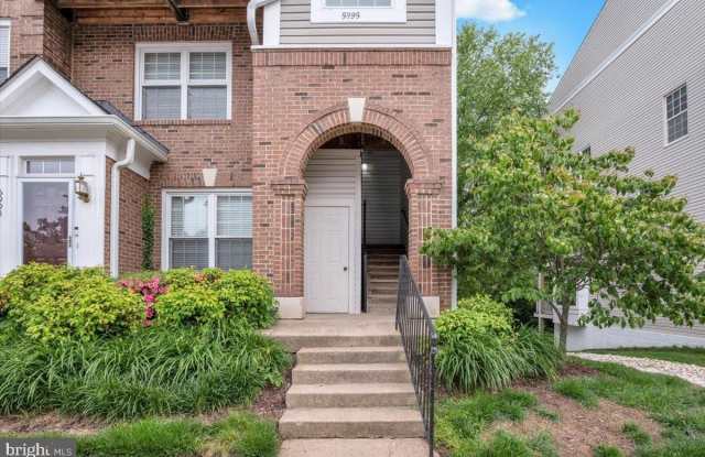 5995-B TERRAPIN PLACE unit: 301 - 5995 Terrapin Place, Franconia, VA 22310