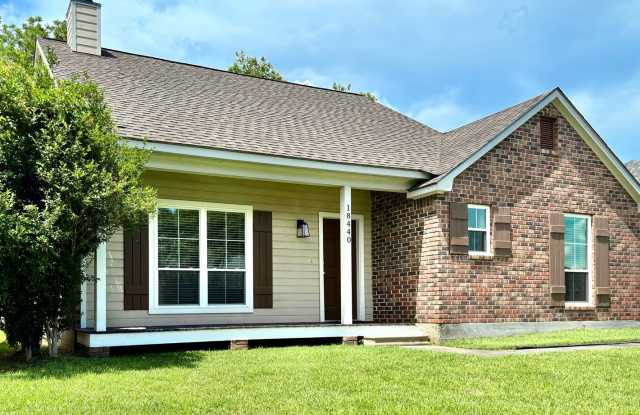 Serene 3BR Home in Peaceful Azalea Lakes photos photos
