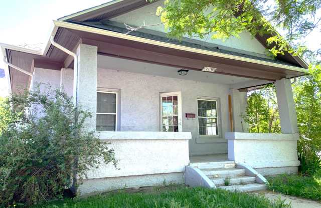2115 Ford St. photos photos