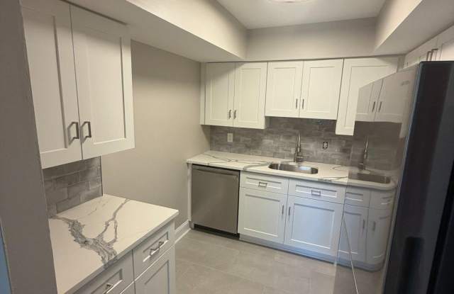 701 YARDLEY CMNS Gallery 3