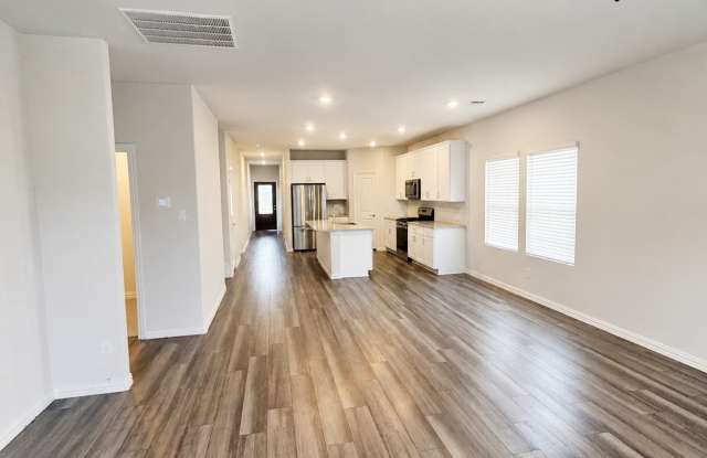 3444 Flatiron Drive Gallery 2