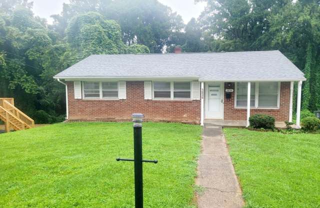 Newly Renovated Brick Ranch with a Basement! photos photos