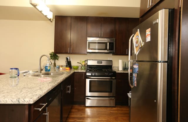3214 North Racine Avenue - 3214 North Racine Avenue, Chicago, IL 60657