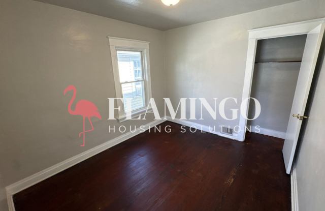 Spacious 3-Bedroom, 1-Bath Home with Garage and Basement in Dayton, Ohio Gallery 4
