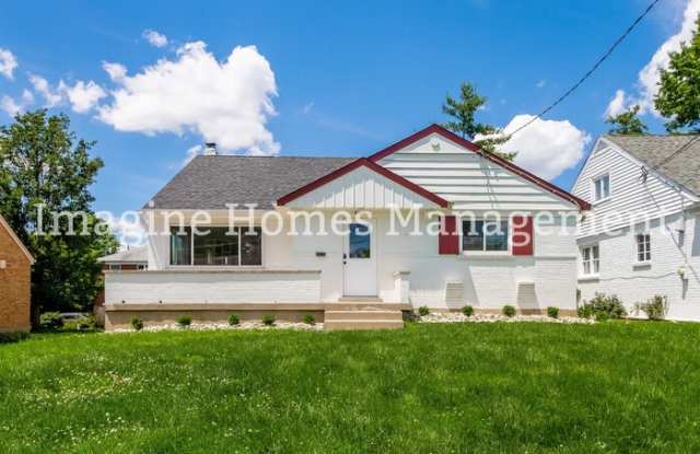 6036 Winnetka Drive photos photos