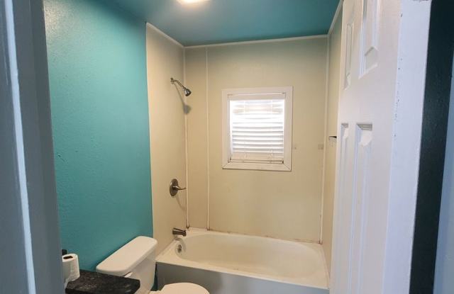555 E Harmon – Midwest City, OK Gallery 4