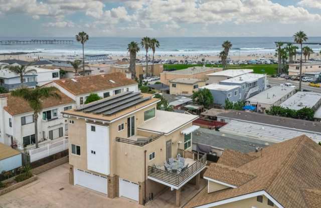 Furnished Stunning 3bd/ 3ba Ocean Beach detached house 1 block from the beach  restaurants! - 5155 Muir Avenue, San Diego, CA 92107