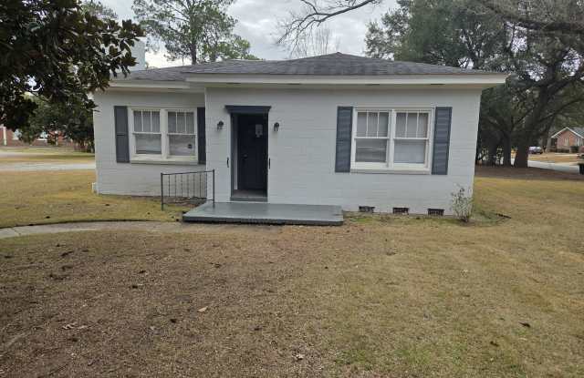 1108 W 3rd Ave photos photos