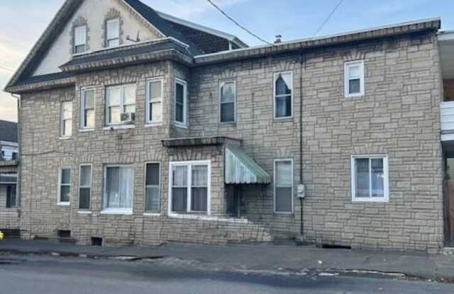 101 N Jardin Street Gallery 2