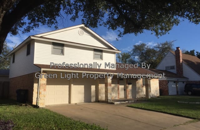 325 Steeple Ridge Rd - 325 Steeple Ridge Road, Everman, TX 76140