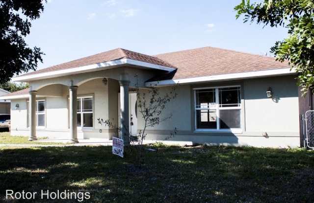 1118 Gifford Ave S Gallery 2