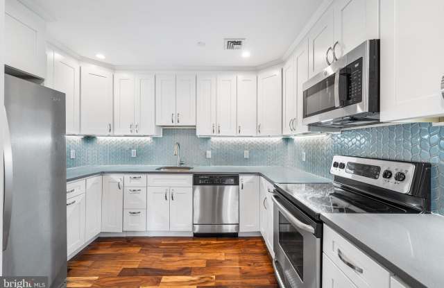 111-00 S 15TH Street unit: 1505 photos photos