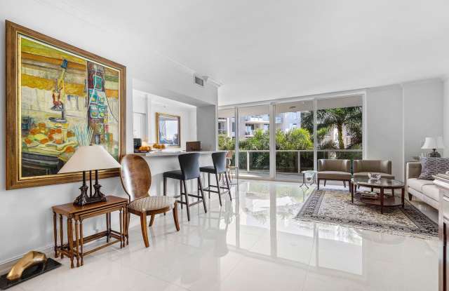 500 SE Mizner Boulevard Gallery 3