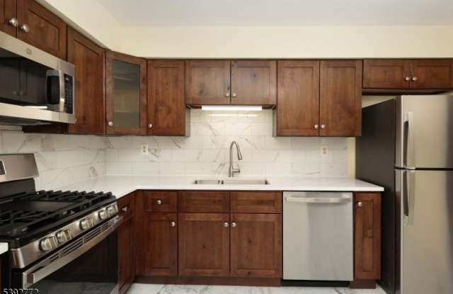 4 Sunrise Dr Gallery 4