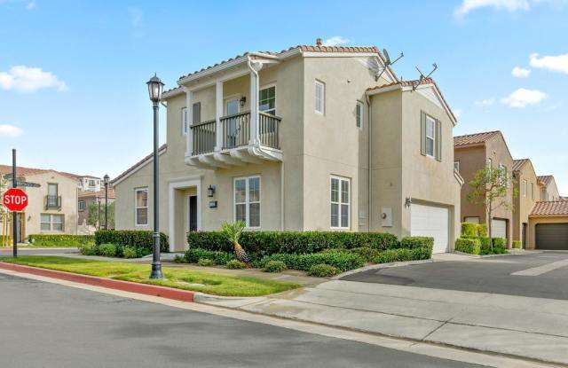 11522 Genova Lane - 11522 Genova Lane, Los Angeles, CA 91326