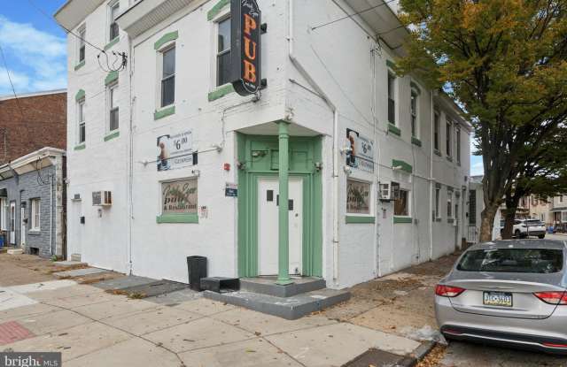 4742 RICHMOND Street Gallery 3