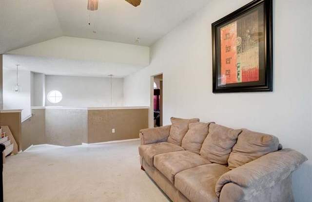 2068 Belvedere Drive Gallery 4