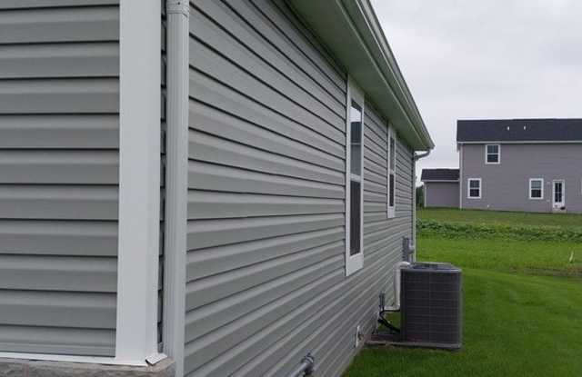 121 Cornerstone Drive Gallery 4