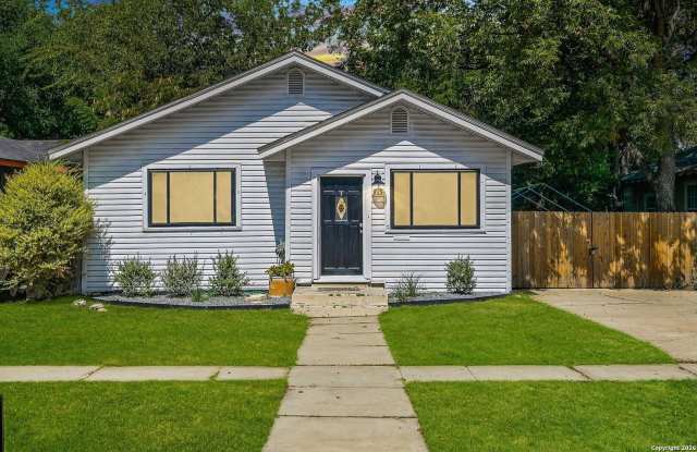 915 W Gramercy photos photos